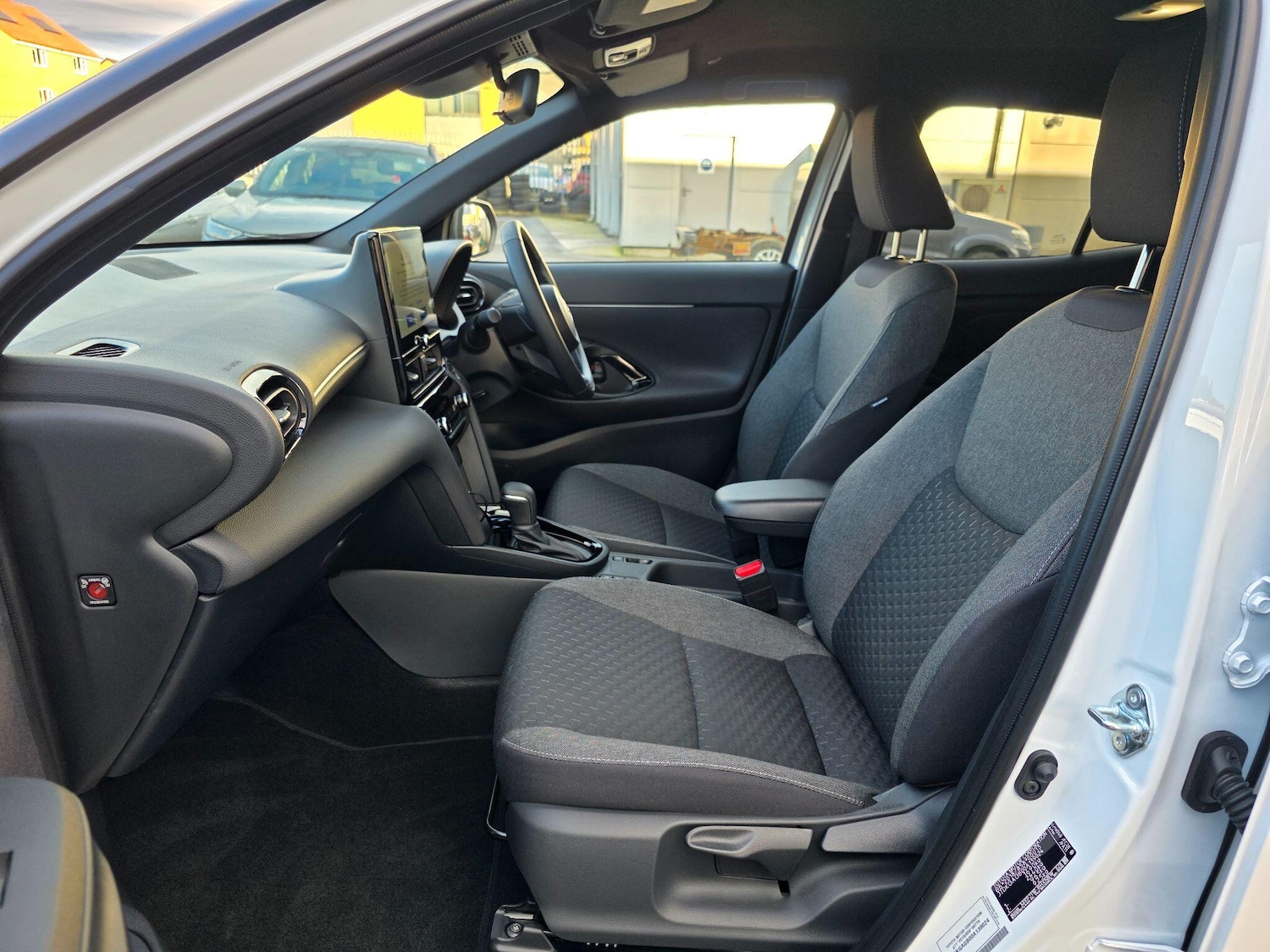 Used Toyota Yaris Cross 2025 for sale - 77162742: Photo 12