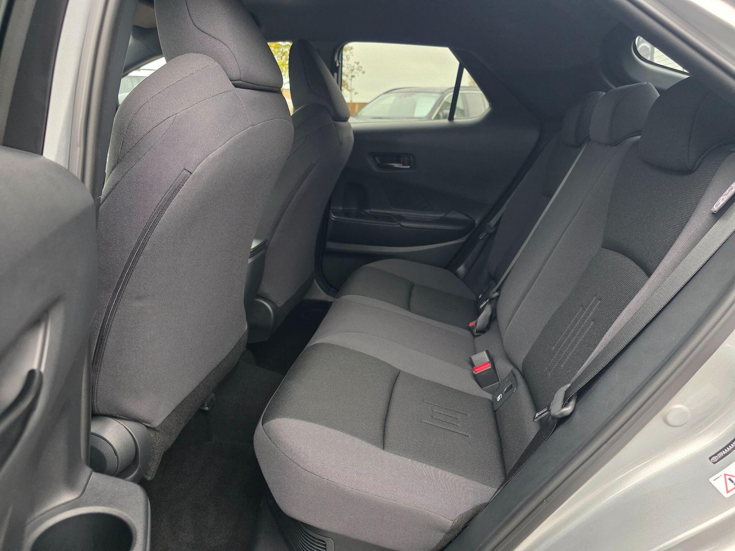 Used Toyota C-HR 2025 for sale - 76671259: Photo 14