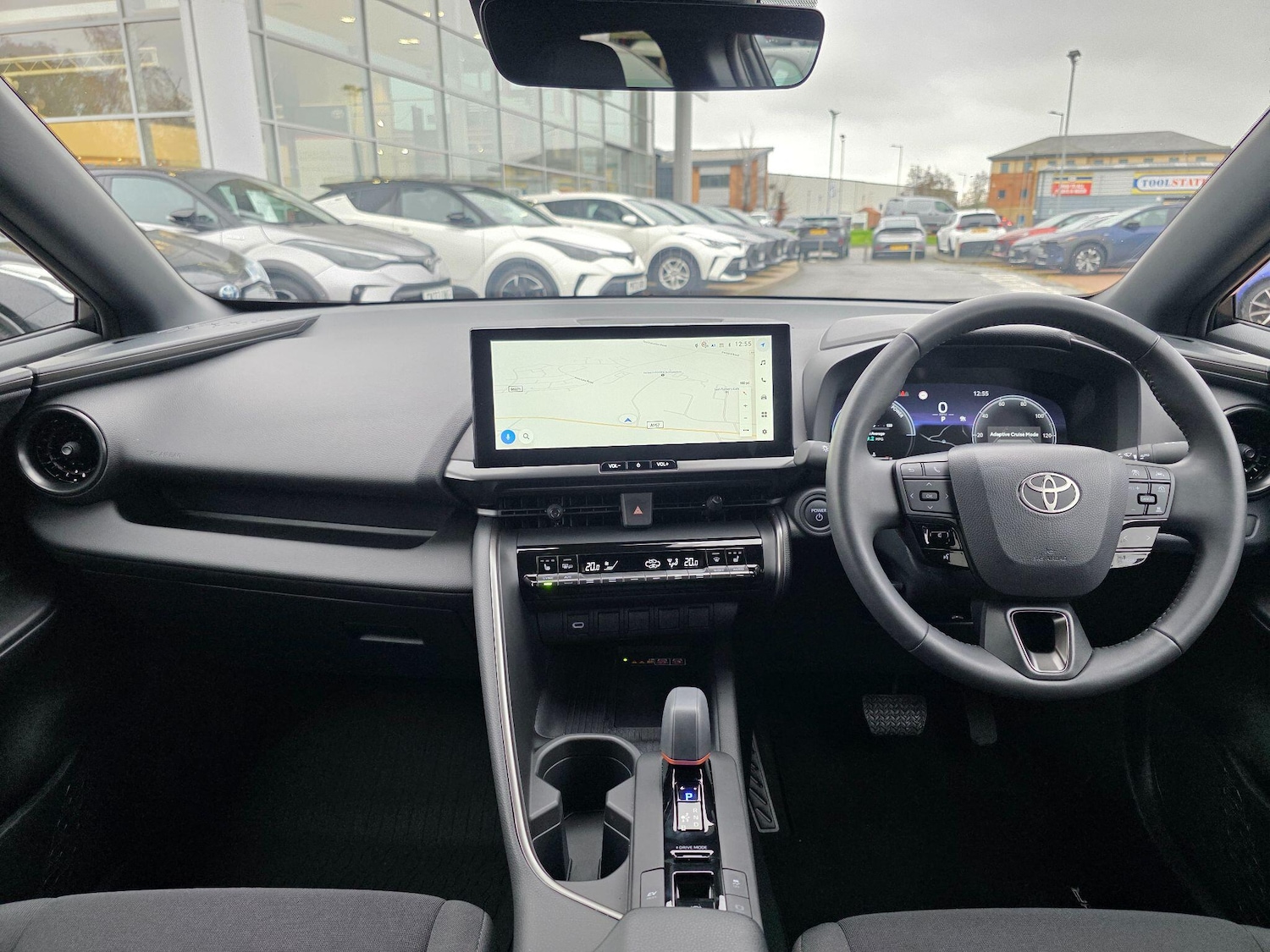 Used Toyota C-HR 2025 for sale - 76671259: Photo 7