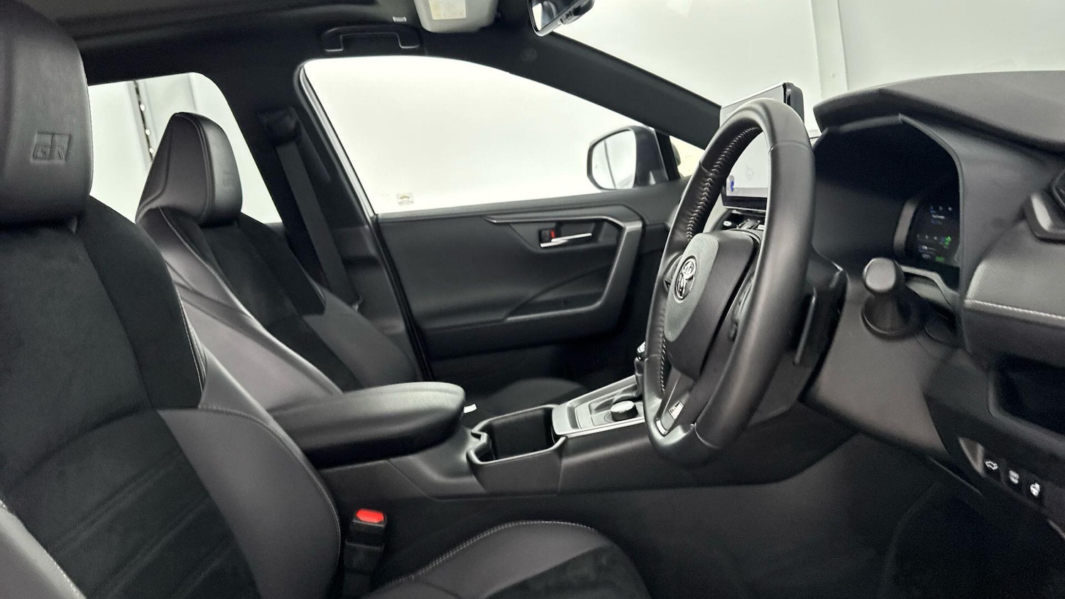 Used Toyota RAV4 2024 for sale - 77710199: Photo 13