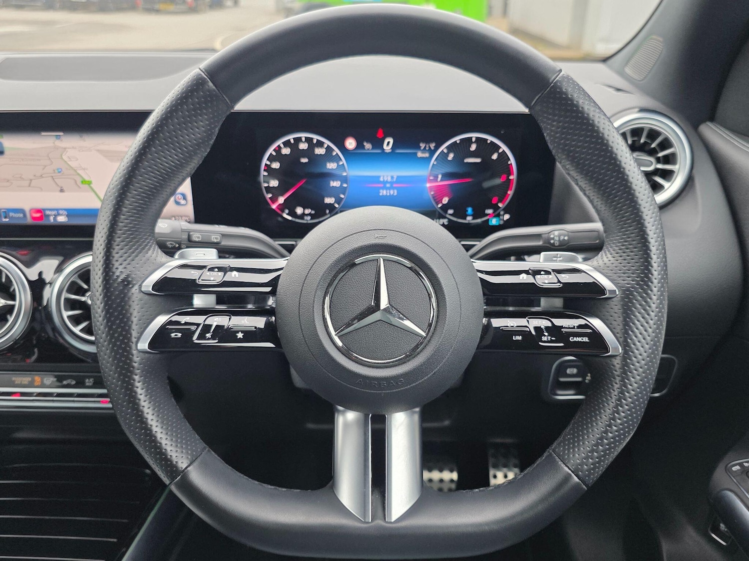 Used Mercedes-Benz GLA 2023 for sale - 78034102: Photo 8