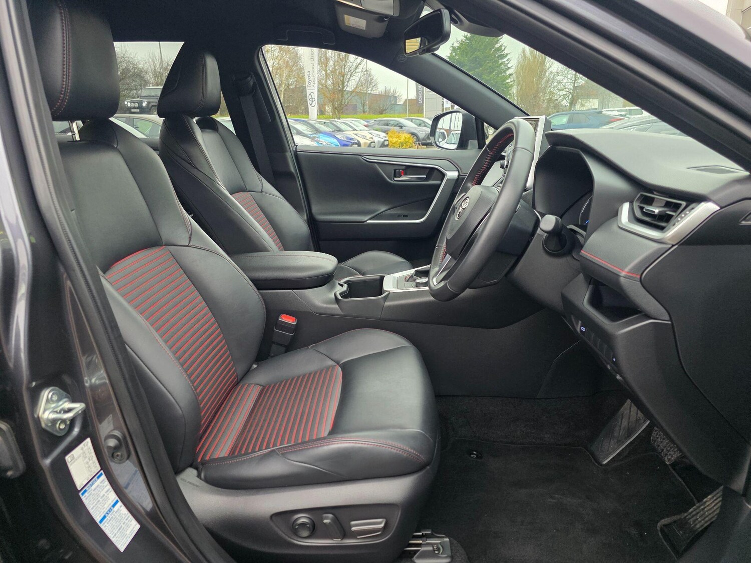 Used Toyota RAV4 2022 for sale - 77215035: Photo 13