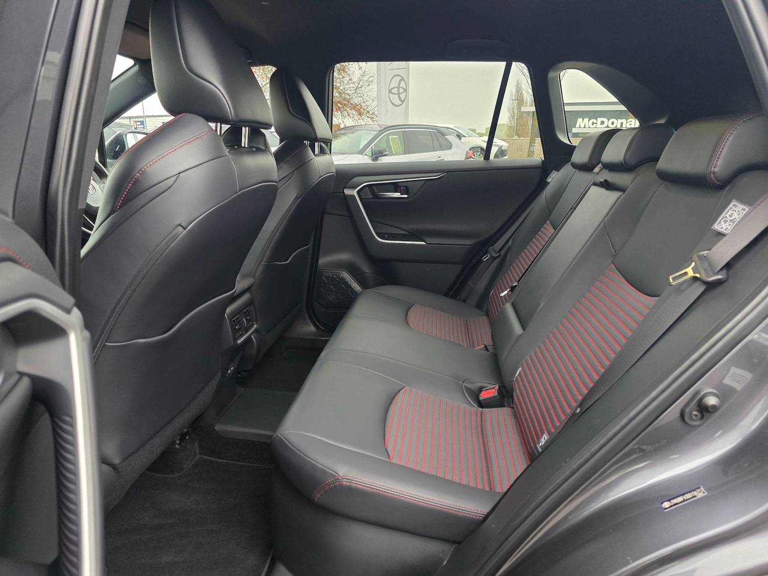 Used Toyota RAV4 2022 for sale - 77215035: Photo 14