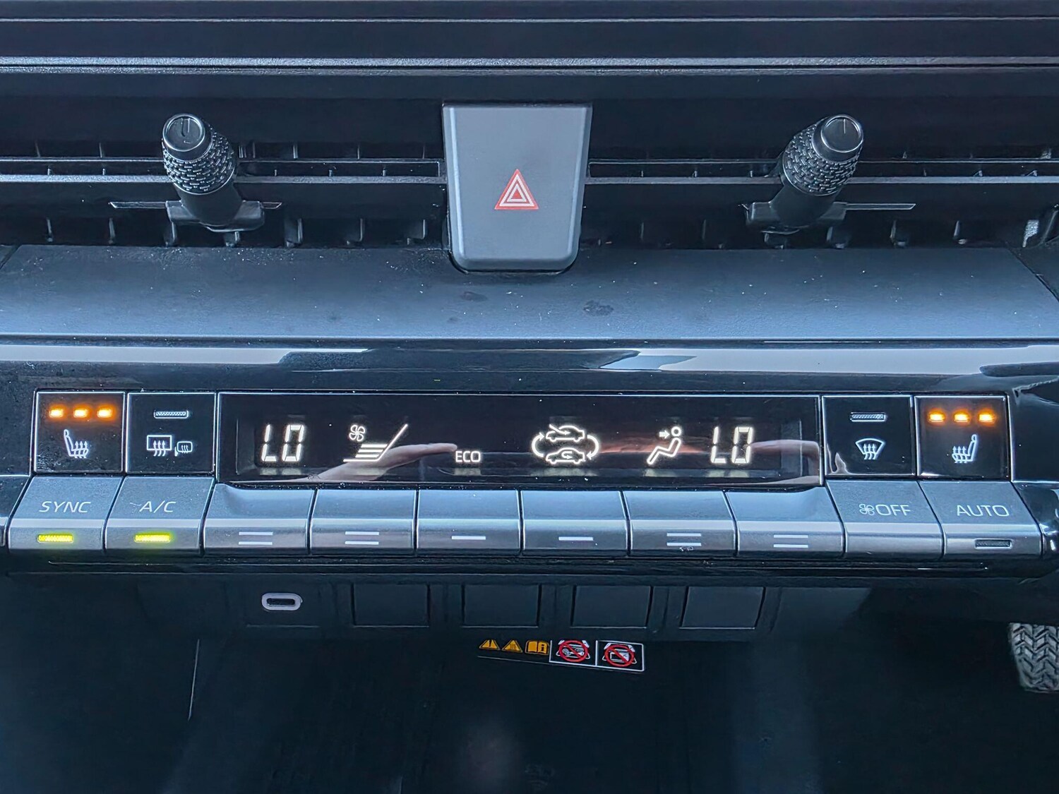 Used Toyota C-HR 2025 for sale - 77993332: Photo 23