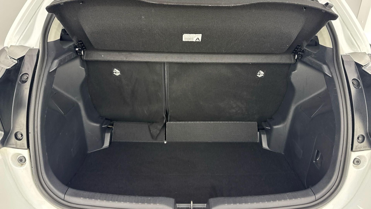 Used Toyota Yaris 2024 for sale - 77709961: Photo 16