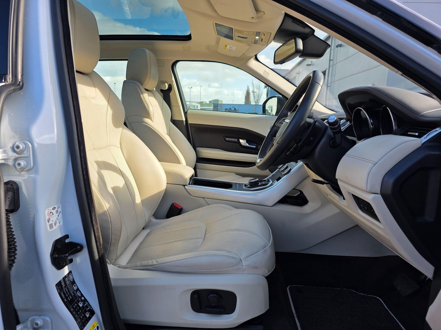 Used Land Rover Range Rover Evoque 2018 for sale - 78127832: Photo 11