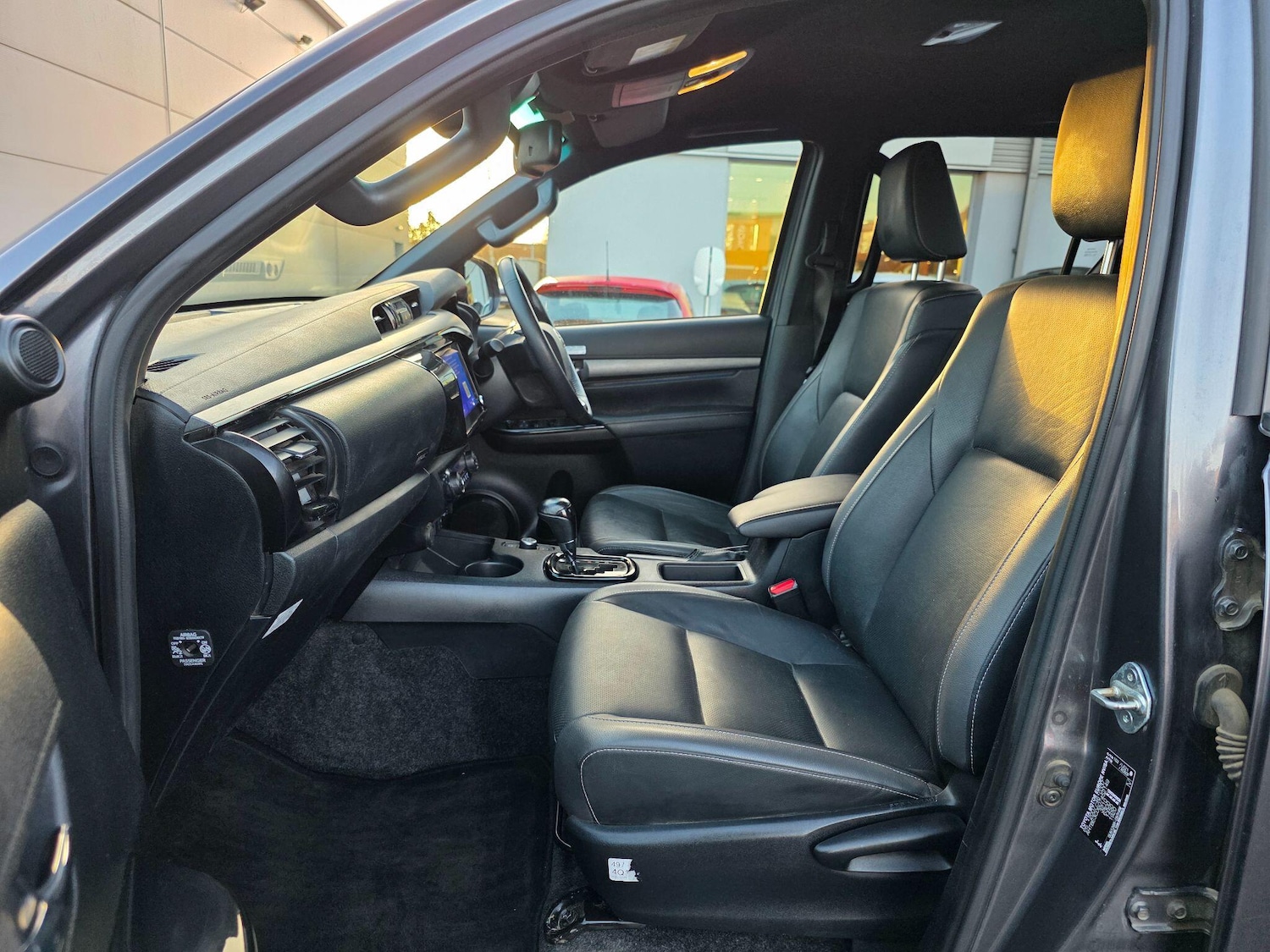 Used Toyota Hilux 2025 for sale - 77143684: Photo 12