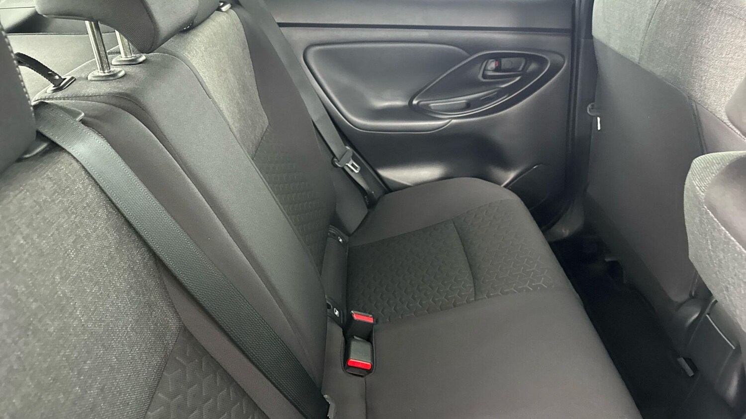 Used Toyota Yaris Cross 2023 for sale - 77709607: Photo 15