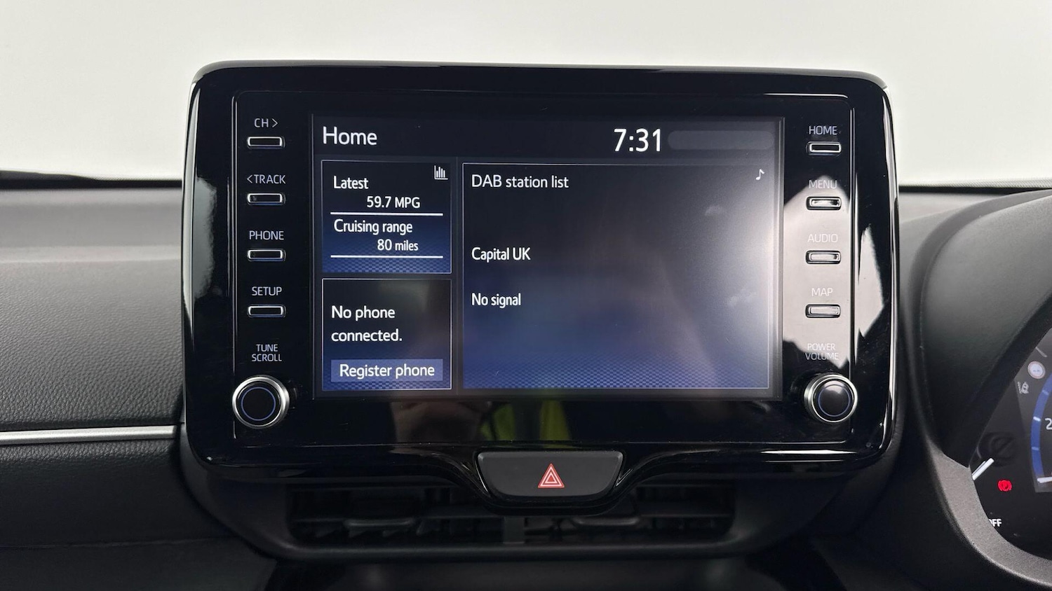 Used Toyota Yaris Cross 2023 for sale - 77709607: Photo 9