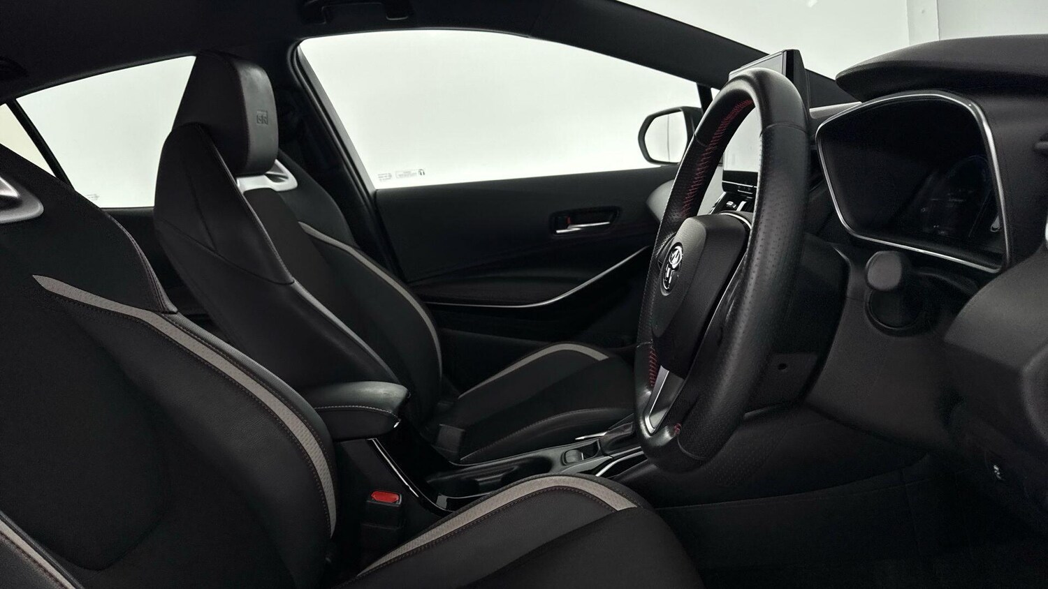 Used Toyota Corolla 2024 for sale - 76671219: Photo 13