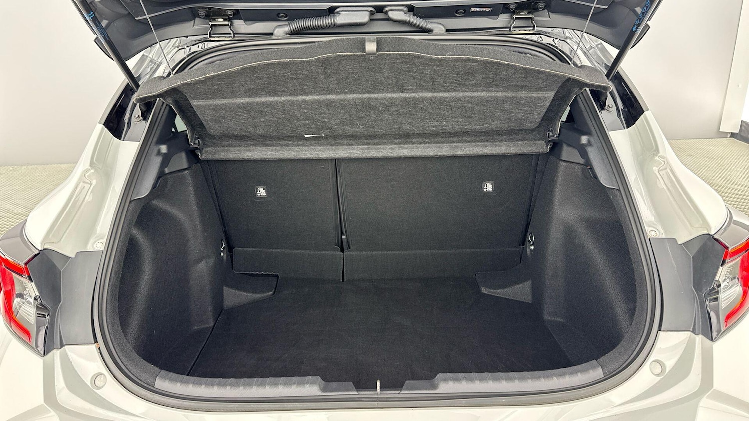 Used Toyota Corolla 2024 for sale - 76671219: Photo 16