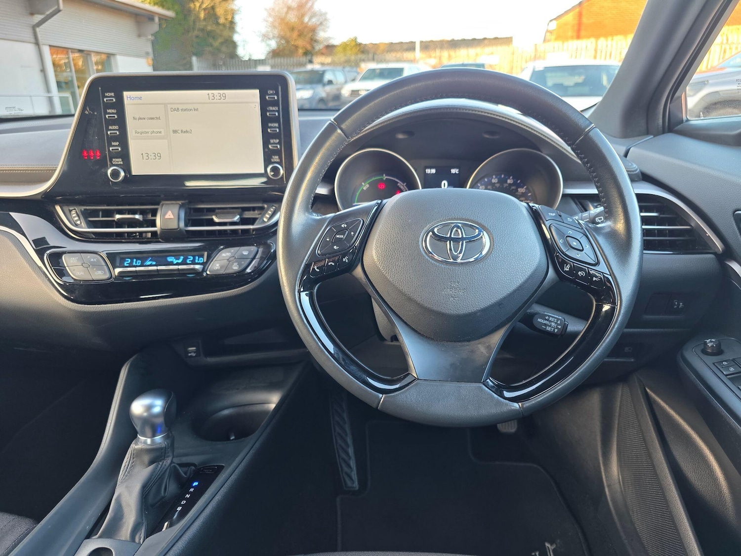 Used Toyota C-HR 2022 for sale - 77166753: Photo 8