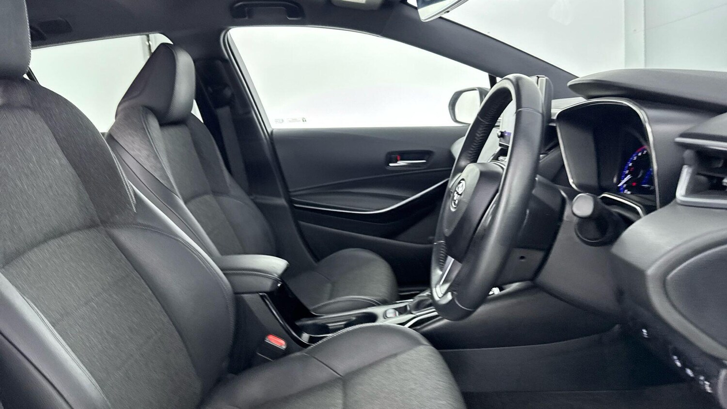 Used Toyota Corolla for sale - 77658470: Photo 13