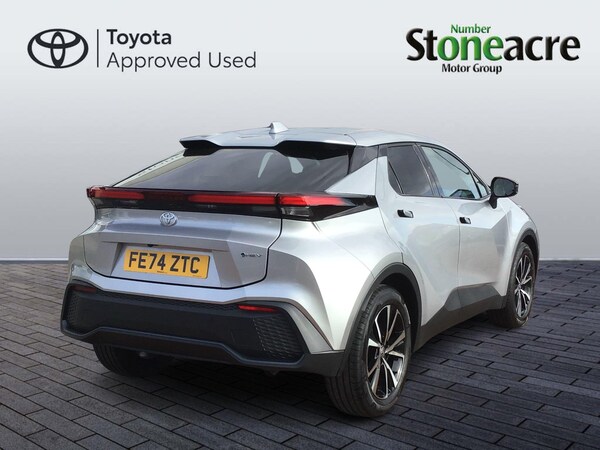 Used Toyota C-HR 2024 for sale - 76109100: Photo 4