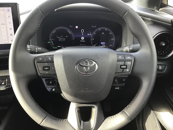 Used Toyota C-HR 2024 for sale - 76109100: Photo 9
