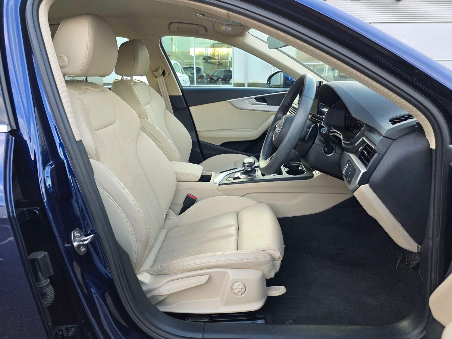 Used Audi A4 2023 for sale - 77496881: Photo 12