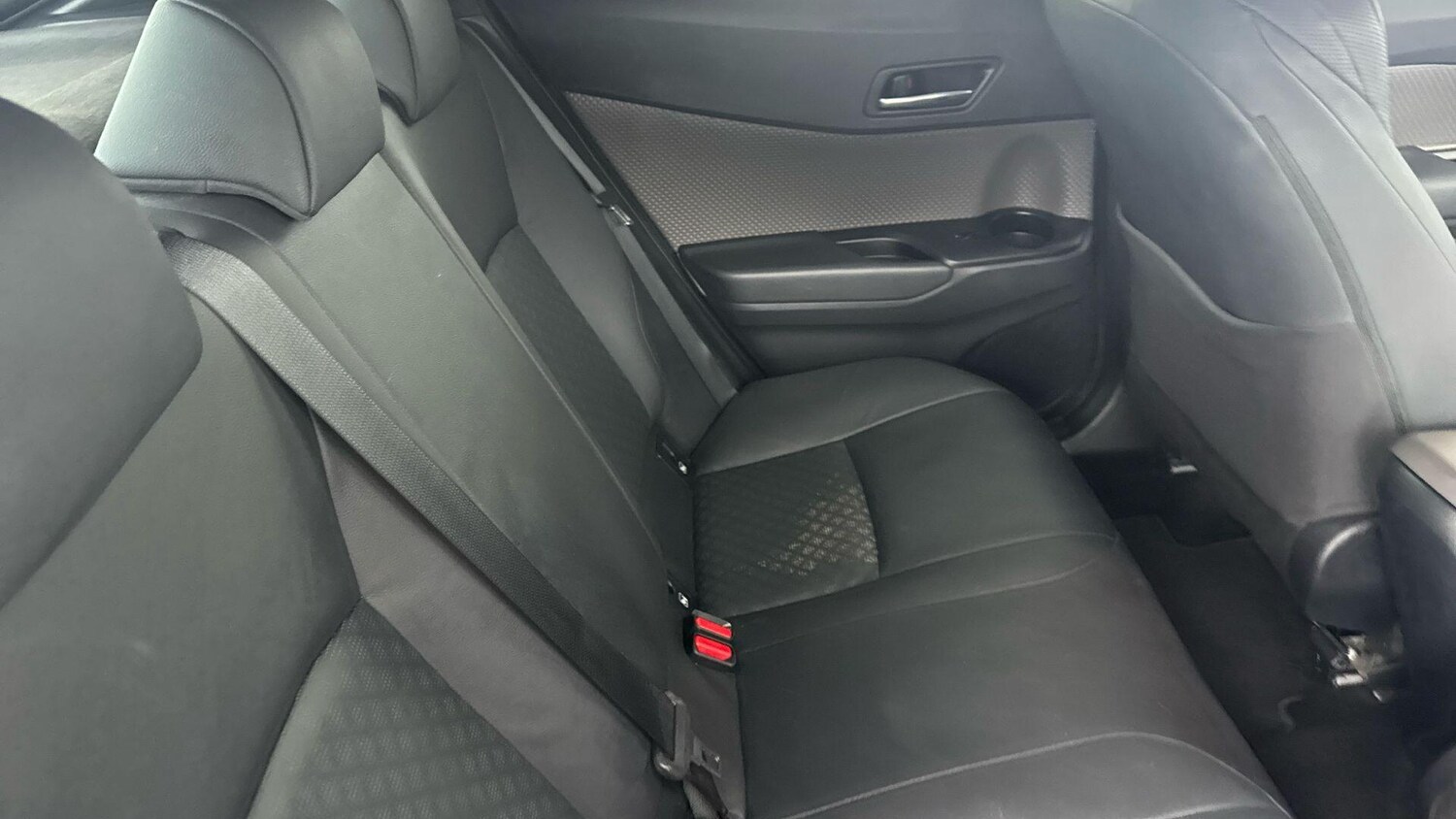 Used Toyota C-HR for sale - 78214642: Photo 15