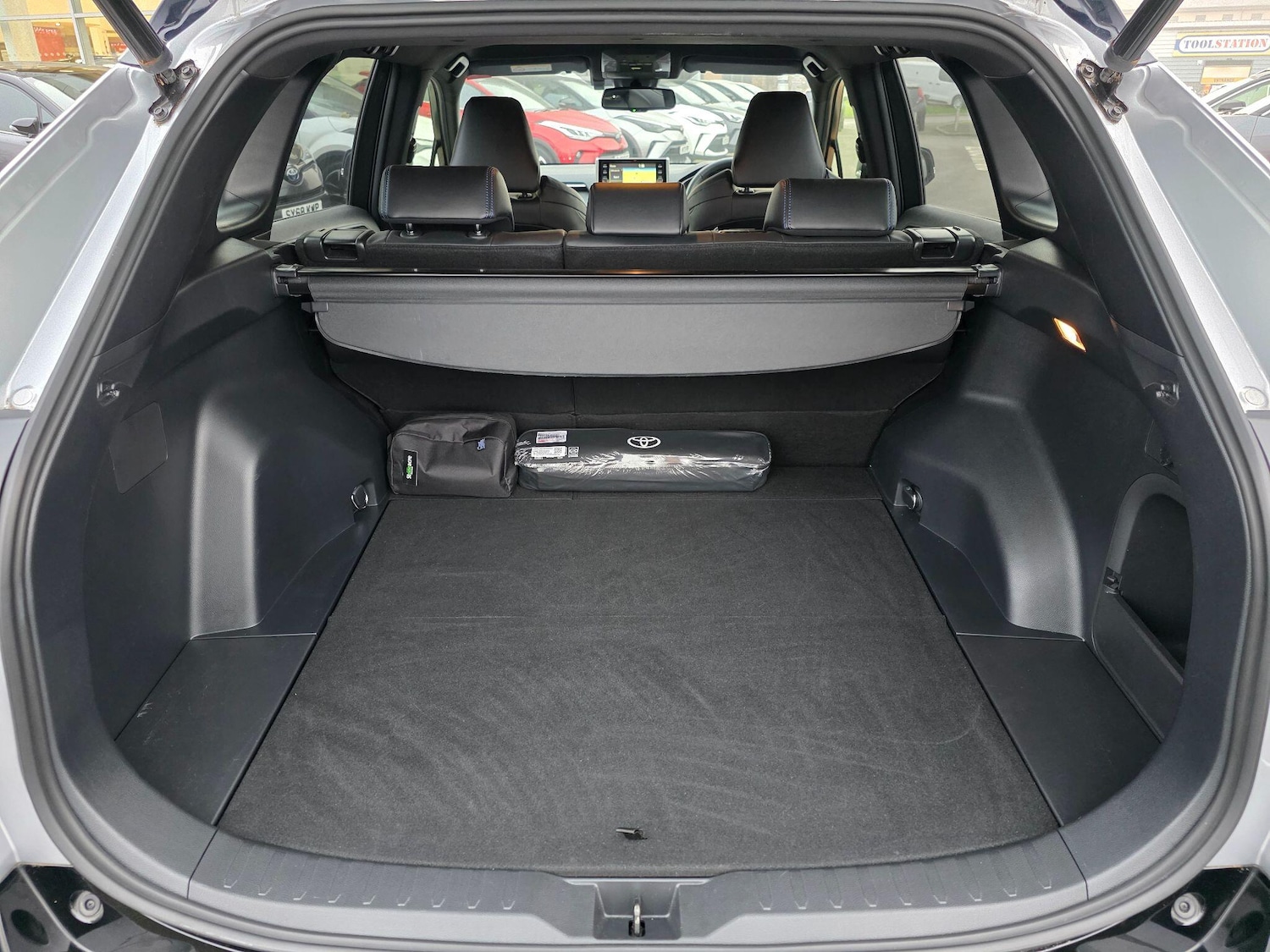 Used Toyota RAV4 2021 for sale - 77162777: Photo 16