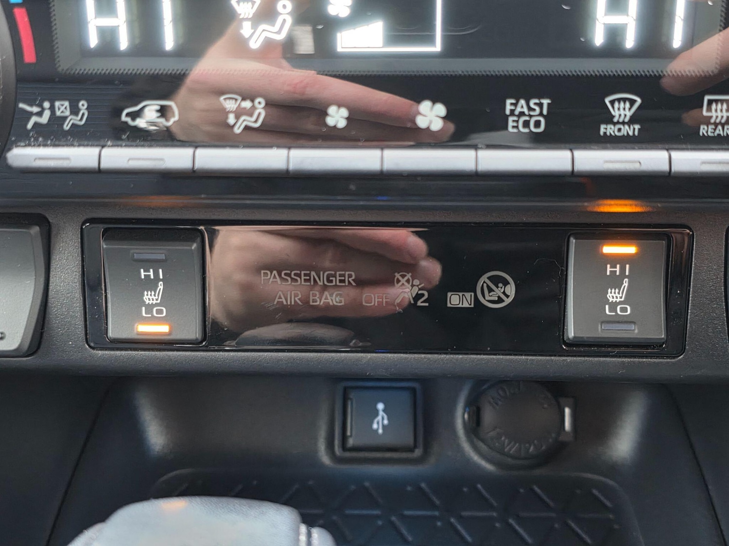 Used Toyota RAV4 2021 for sale - 77162777: Photo 23