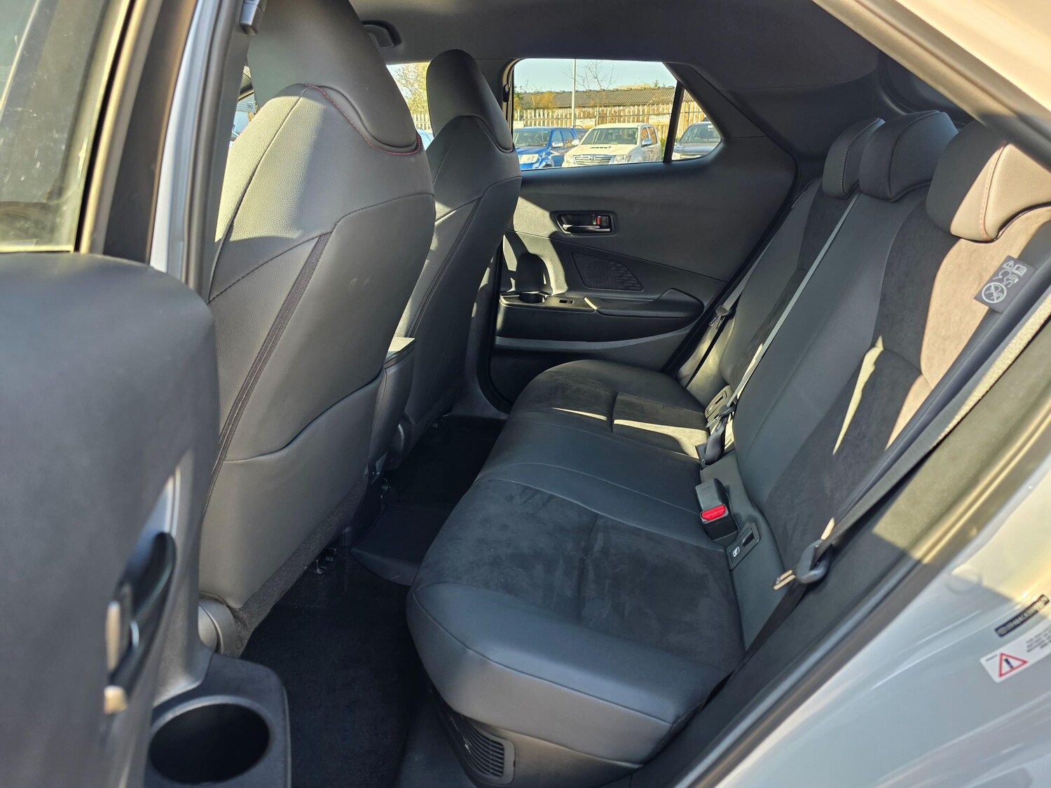 Used Toyota C-HR for sale - 77808670: Photo 14