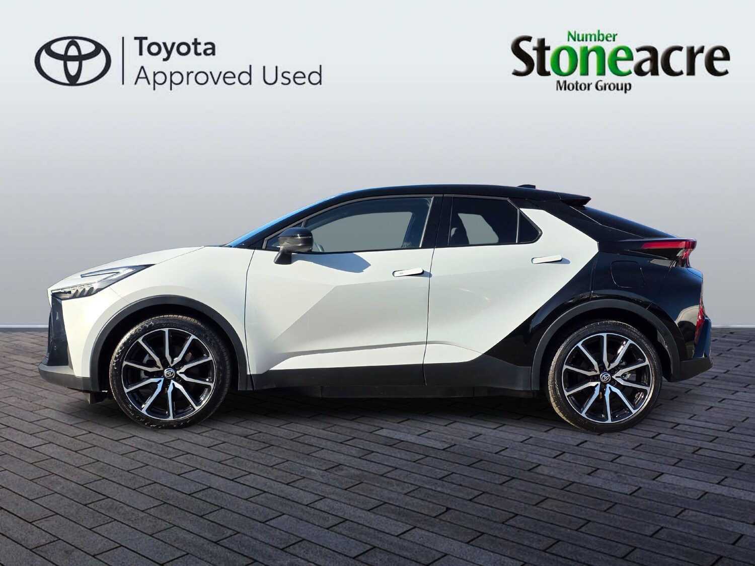 Used Toyota C-HR for sale - 77808670: Photo 19