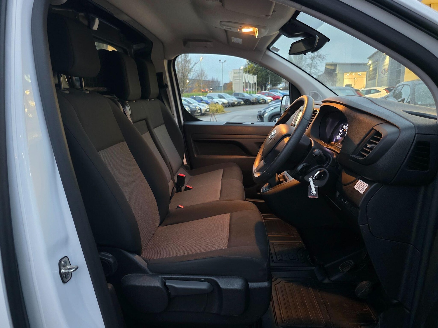 Used Toyota ProAce 2023 for sale - 76592243: Photo 13