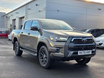 Used Toyota Hilux 2025 for sale - 76936507: Photo