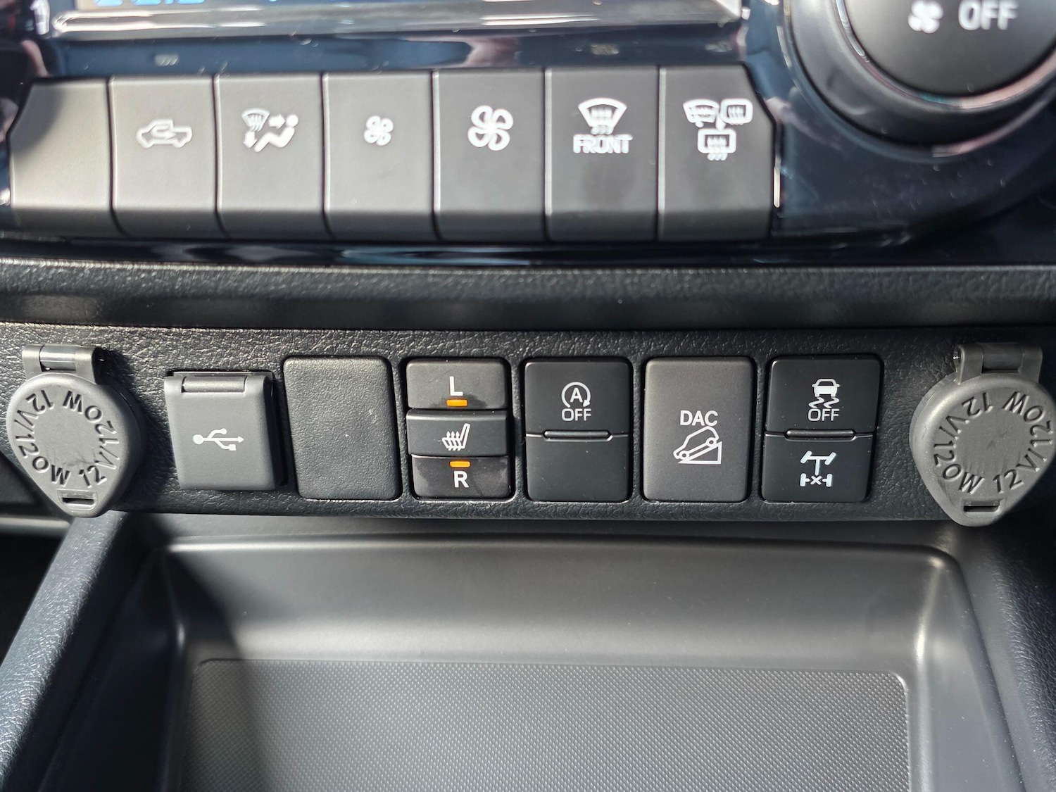 Used Toyota Hilux 2025 for sale - 76936507: Photo 23