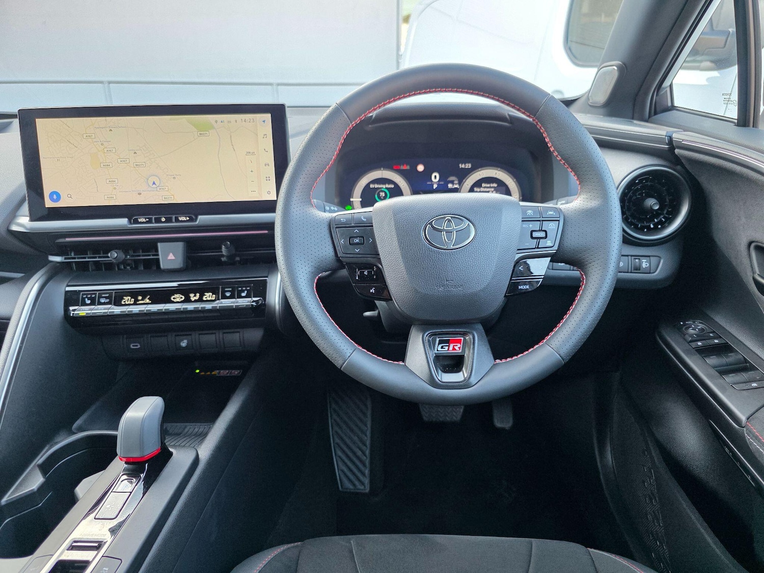 Used Toyota C-HR 2024 for sale - 78127303: Photo 8