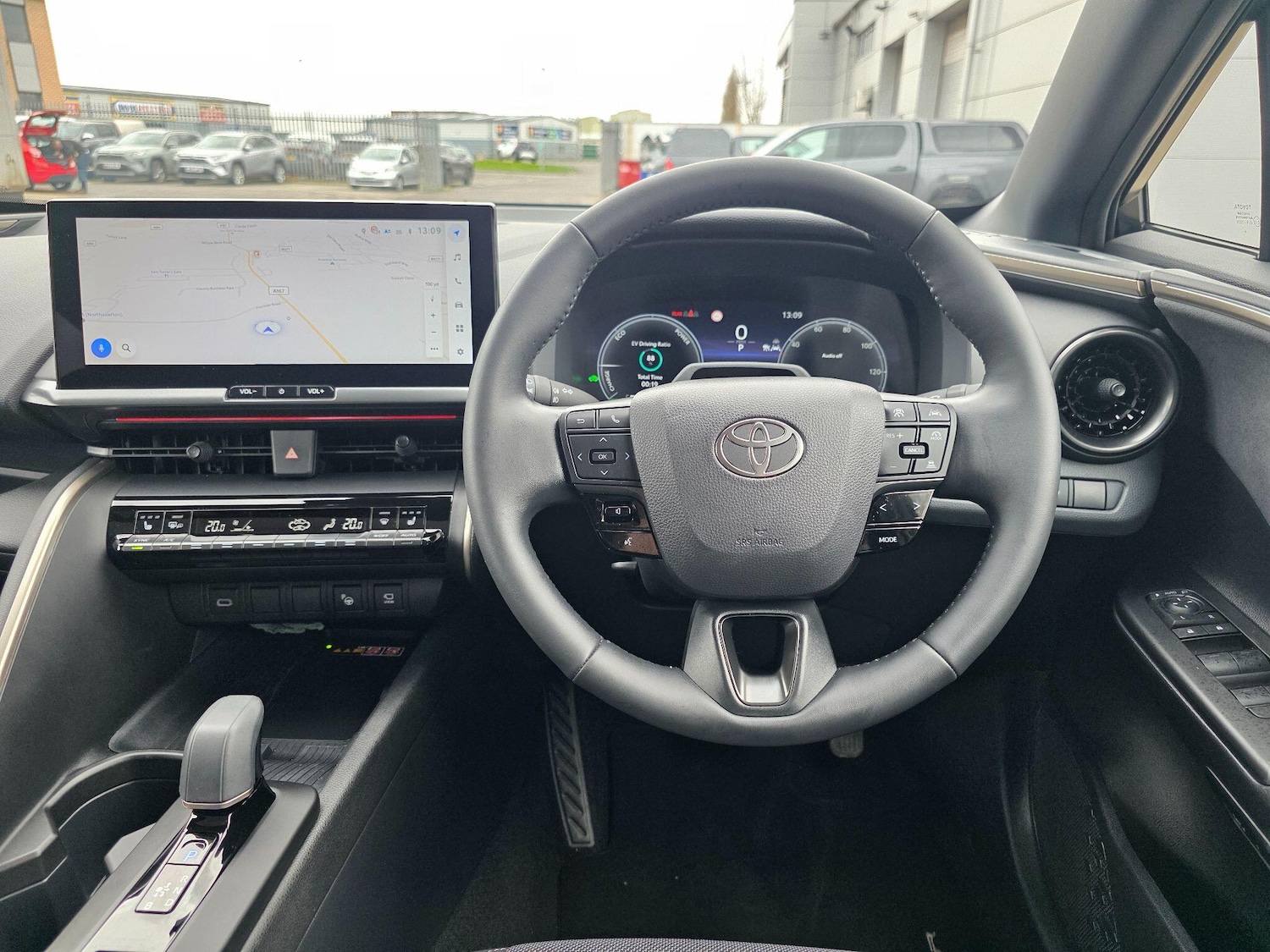 Used Toyota C-HR 2025 for sale - 77710429: Photo 8