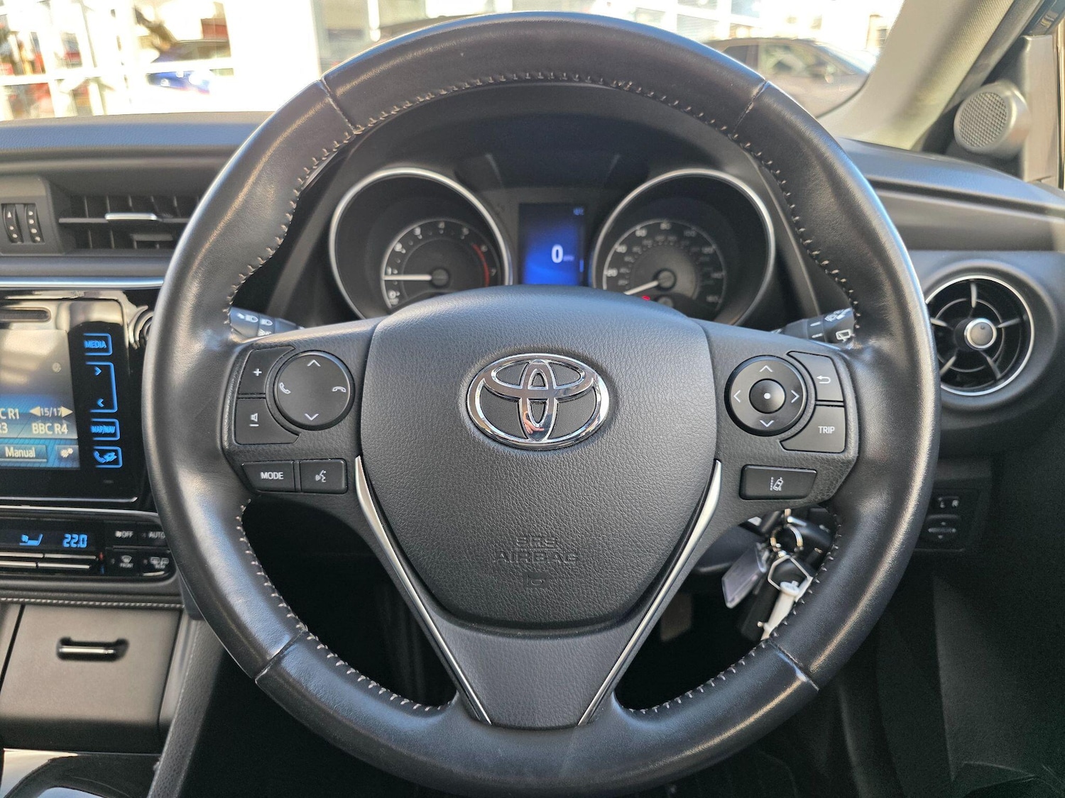 Used Toyota Auris 2017 for sale - 76473798: Photo 10