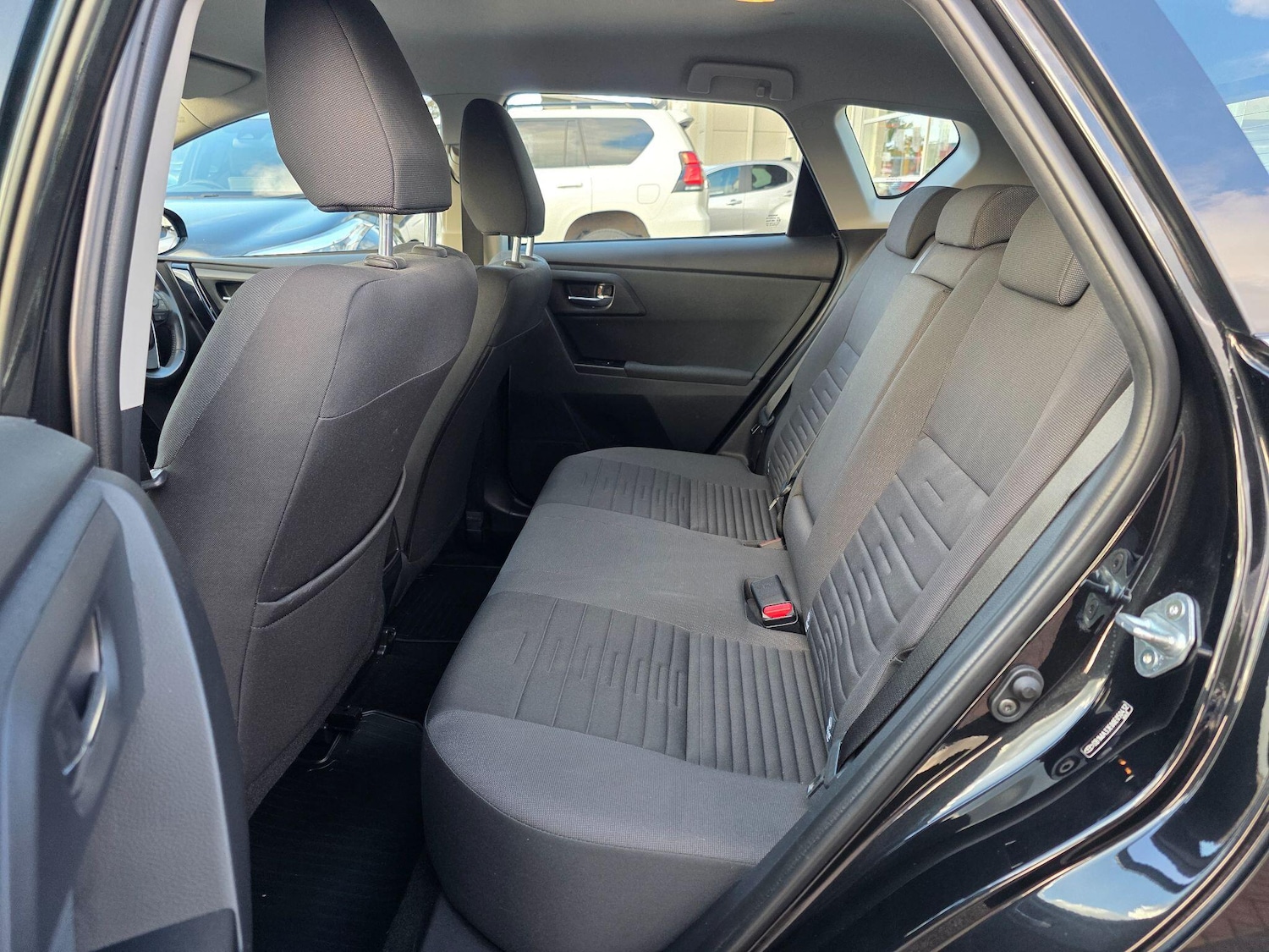 Used Toyota Auris 2017 for sale - 76473798: Photo 14