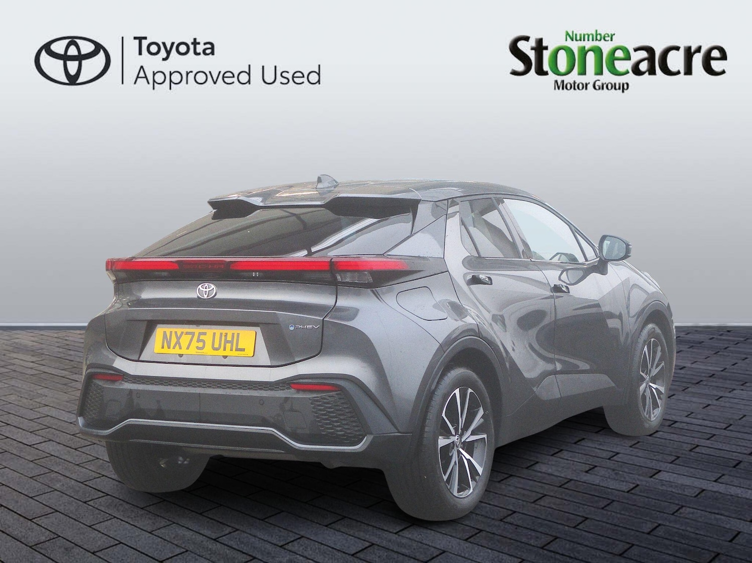 Used Toyota C-HR 2025 for sale - 77710269: Photo 2