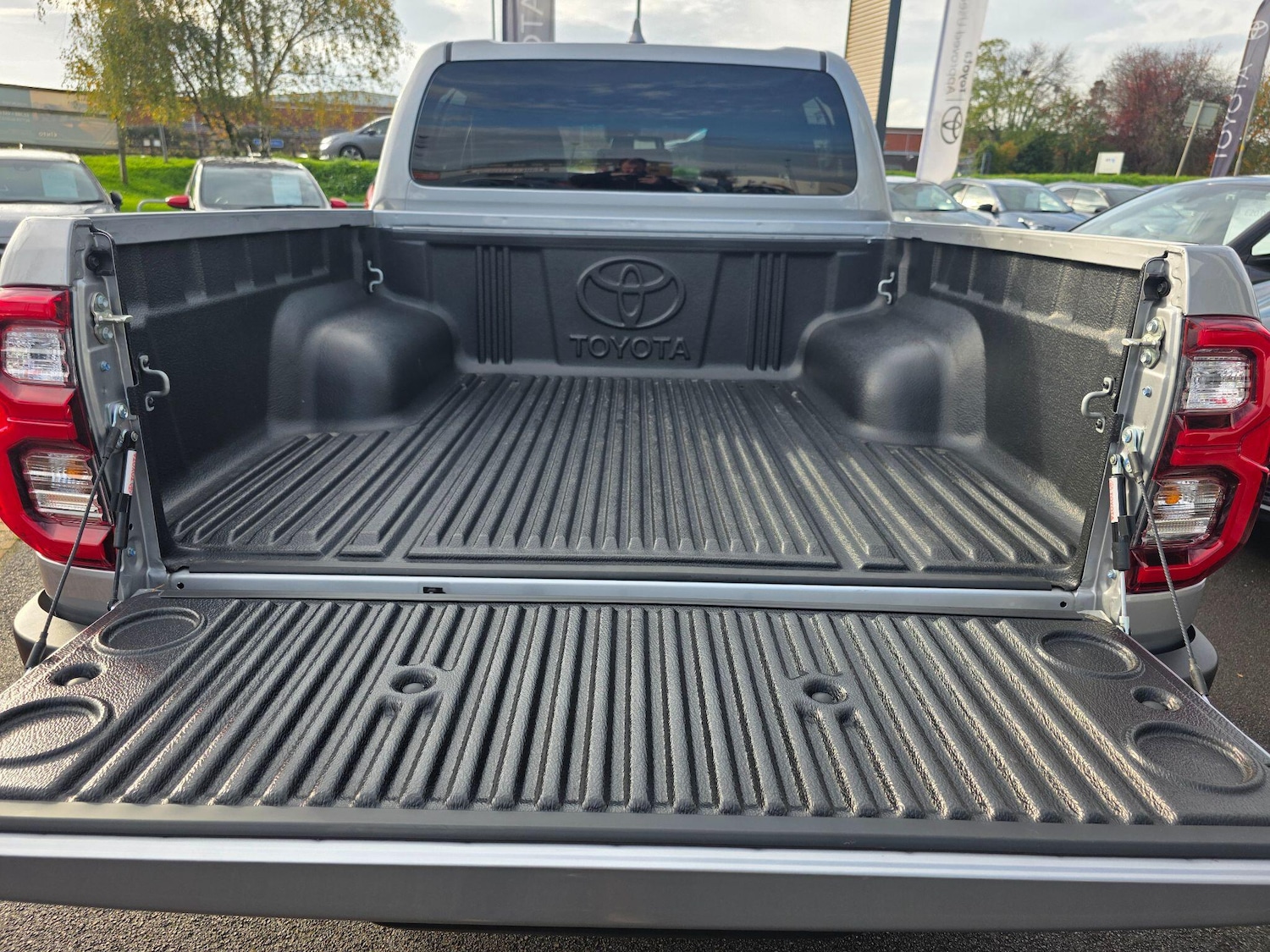 Used Toyota Hilux 2025 for sale - 76522494: Photo 16