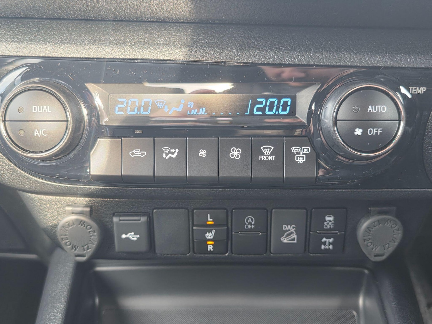 Used Toyota Hilux 2025 for sale - 76522494: Photo 23