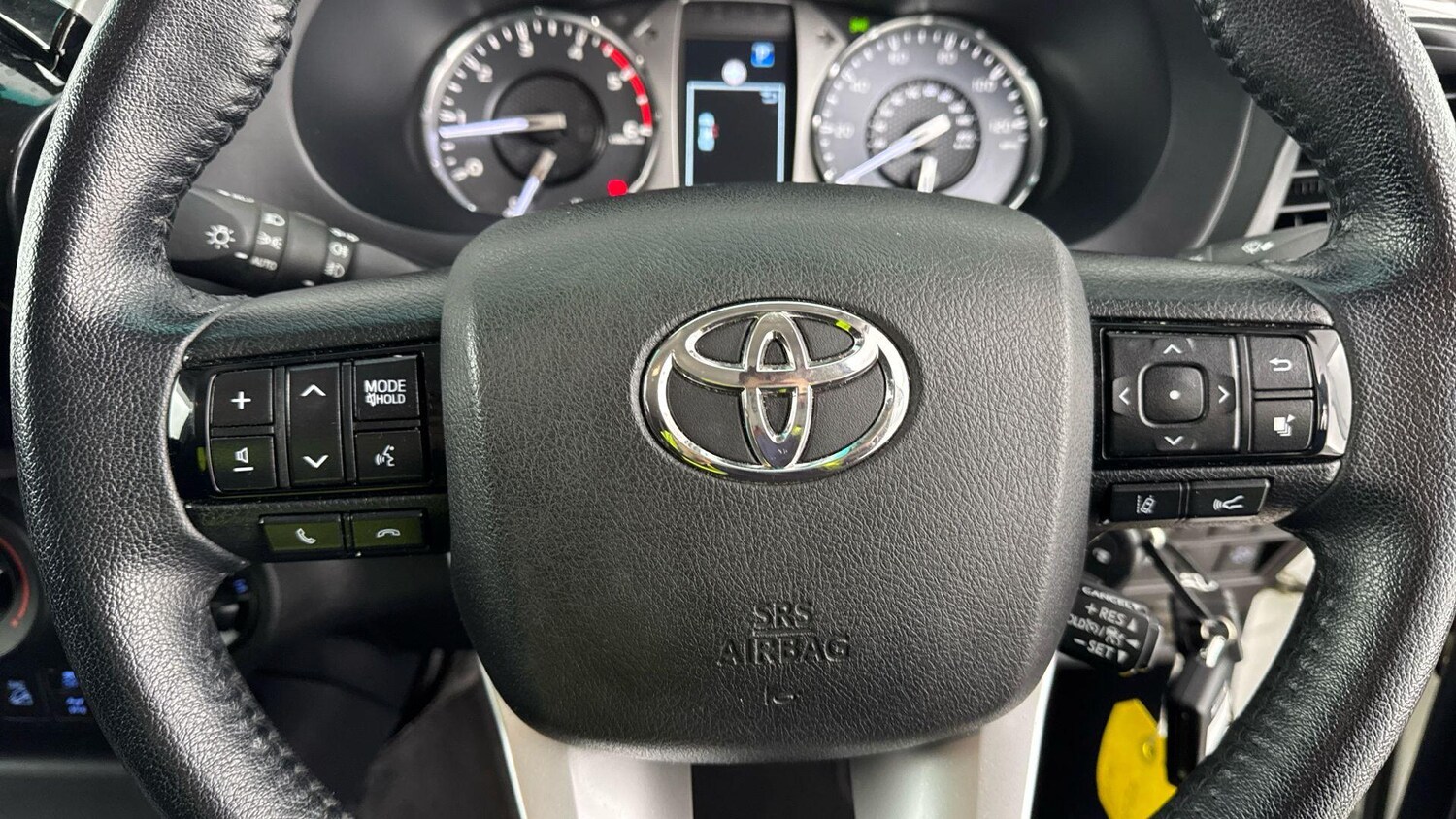 Used Toyota Hilux 2022 for sale - 77537444: Photo 10