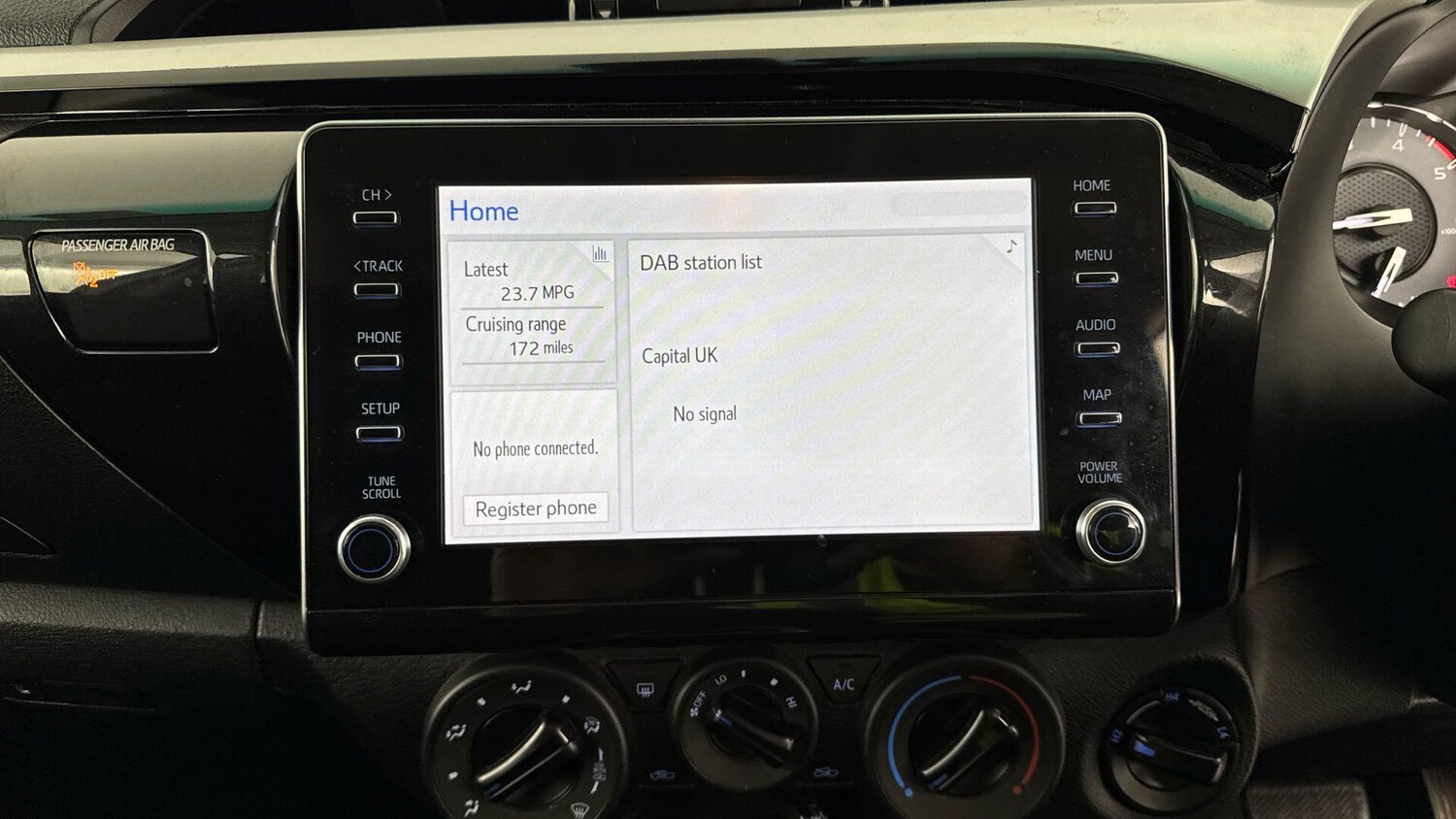 Used Toyota Hilux 2022 for sale - 77537444: Photo 9