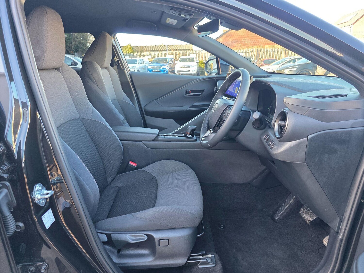 Used Toyota C-HR for sale - 77808669: Photo 13