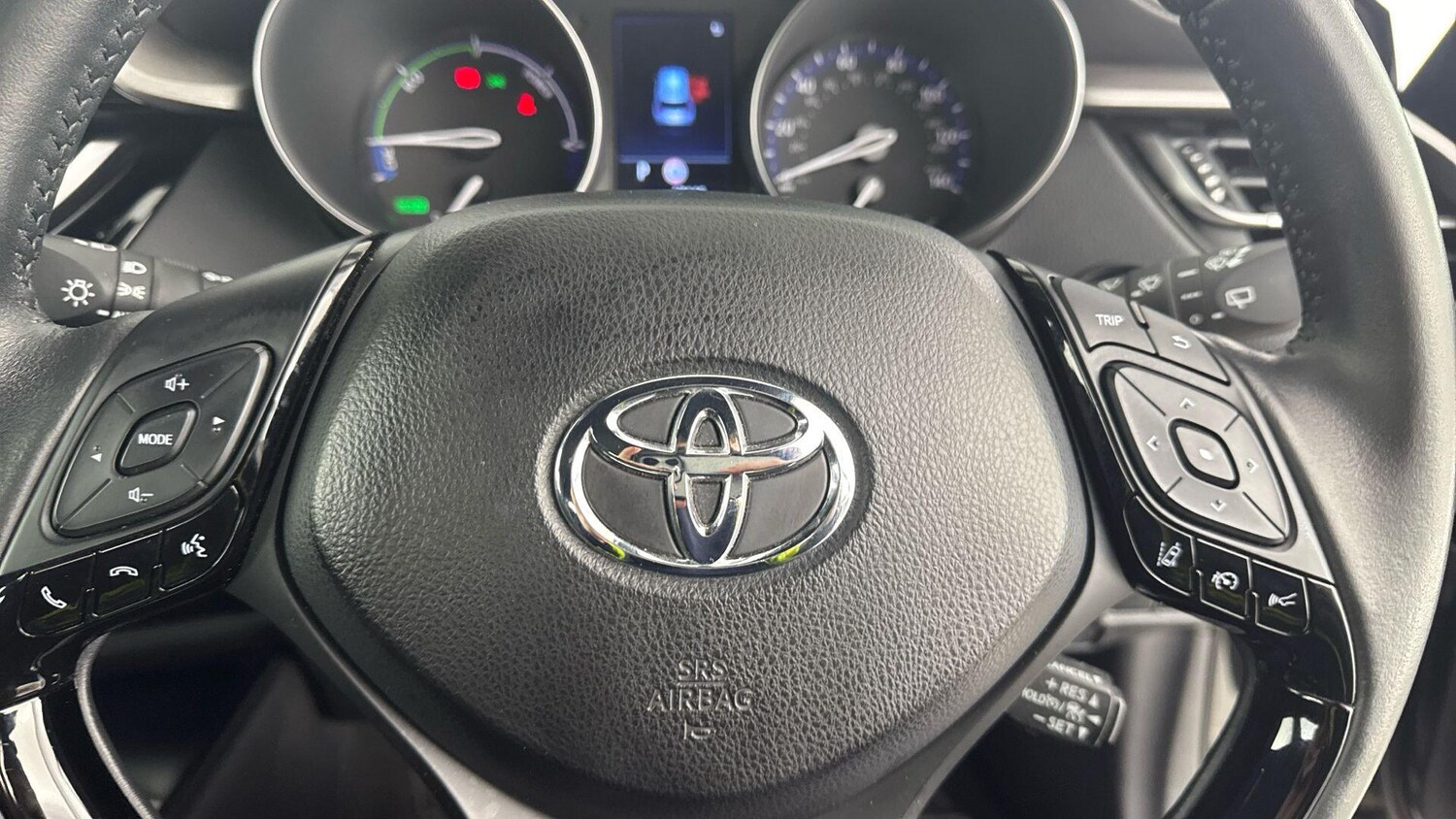 Used Toyota C-HR 2023 for sale - 77710242: Photo 10