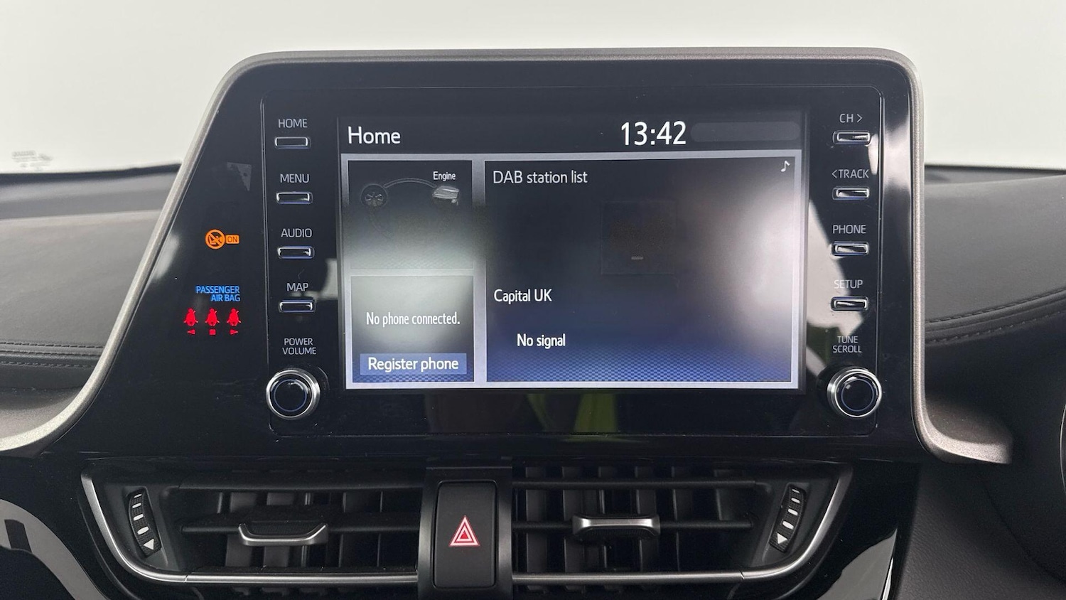 Used Toyota C-HR 2023 for sale - 77710242: Photo 9