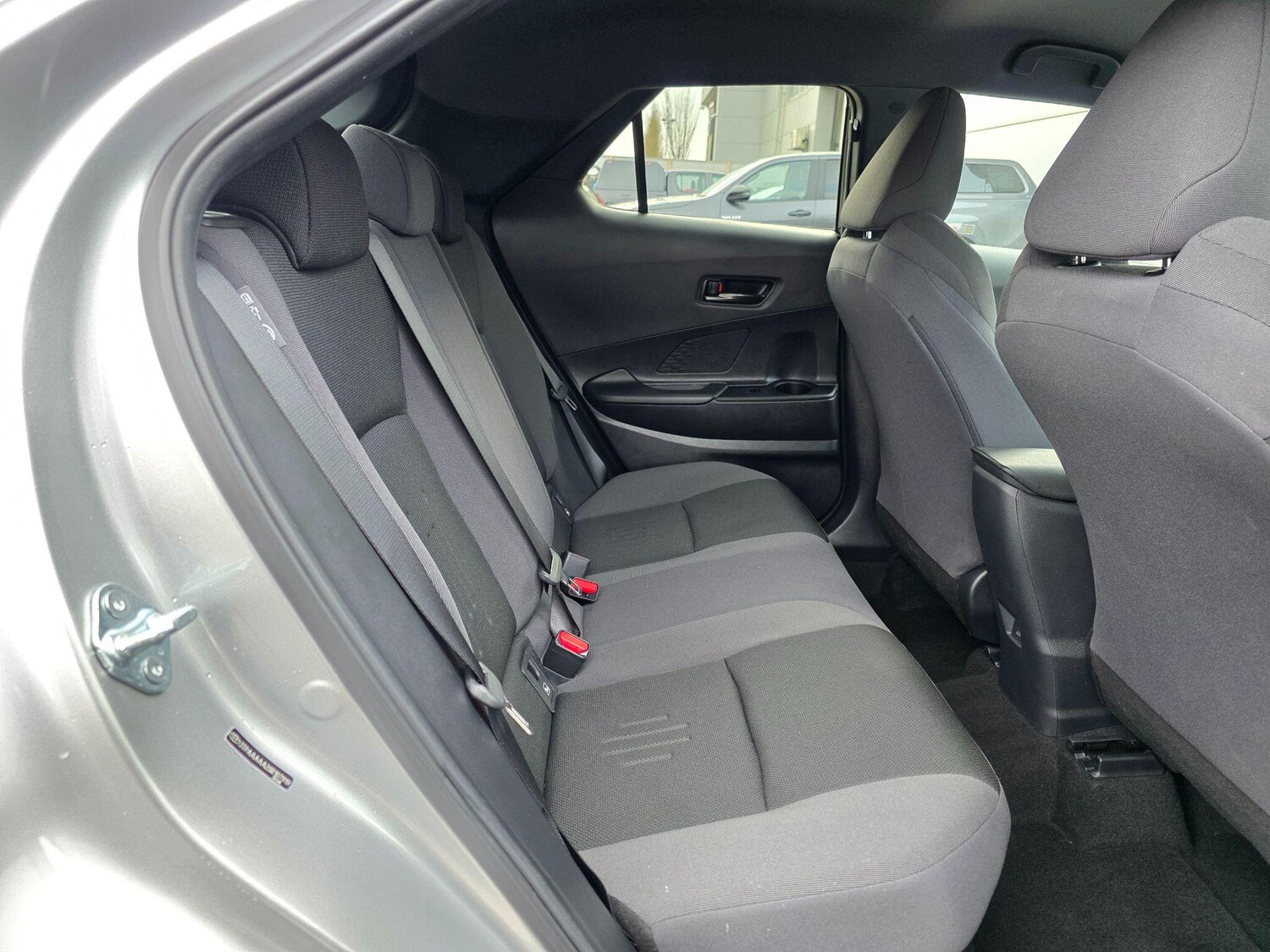 Used Toyota C-HR 2025 for sale - 77710548: Photo 15