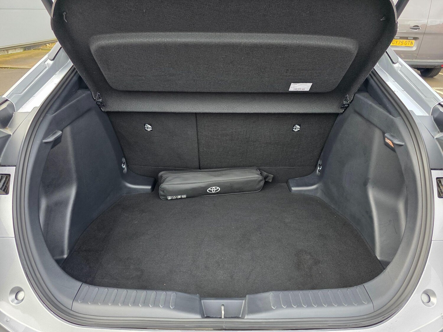 Used Toyota C-HR 2025 for sale - 77710548: Photo 16