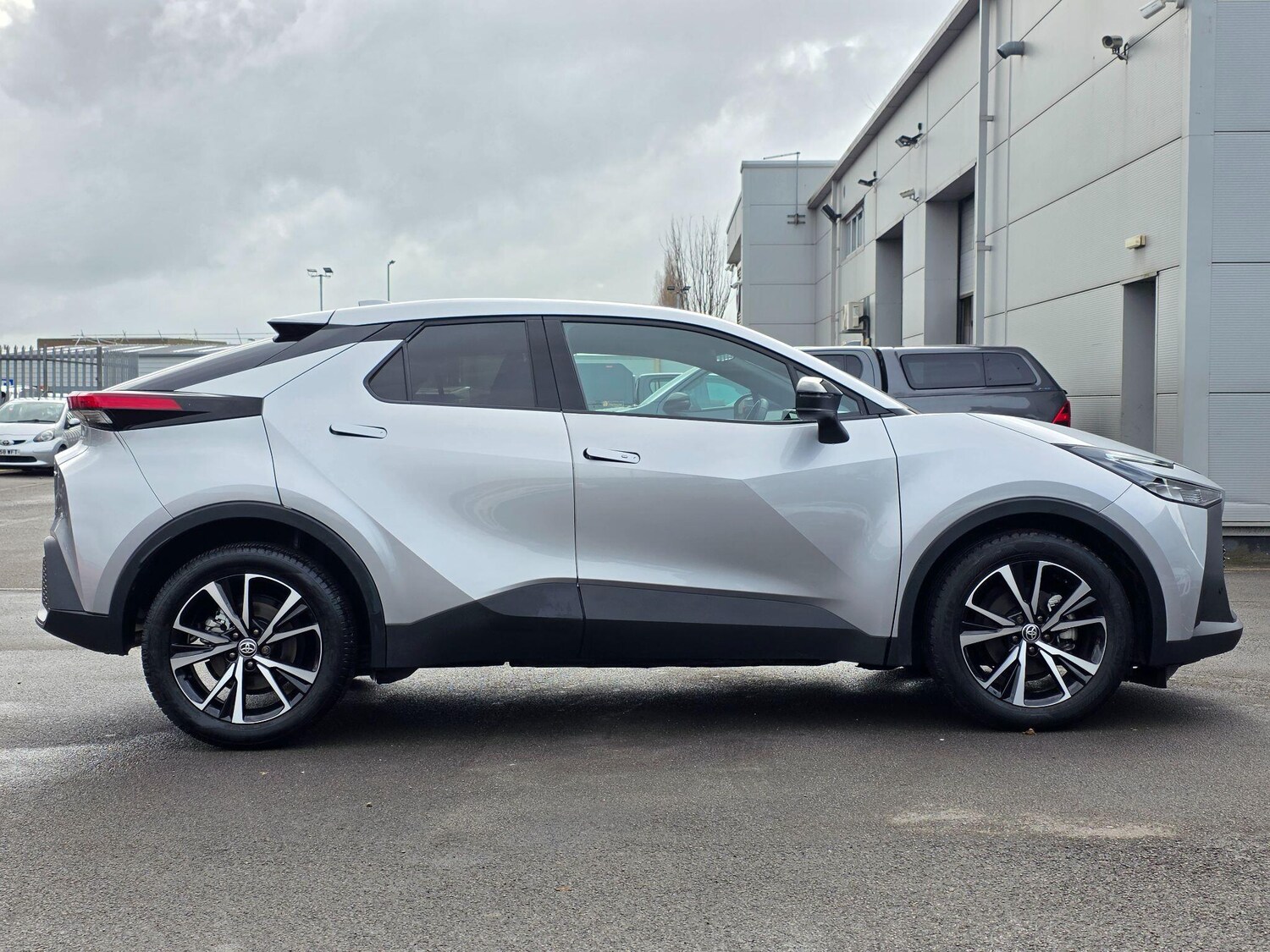 Used Toyota C-HR 2025 for sale - 77710548: Photo 18