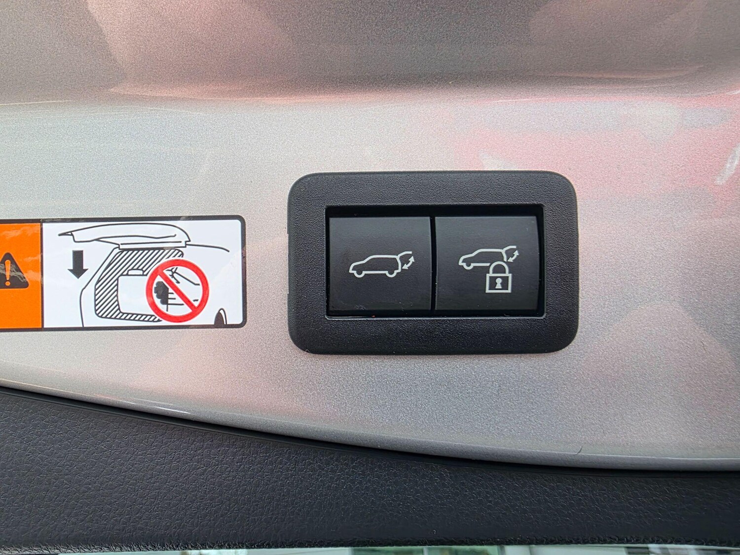 Used Toyota C-HR 2025 for sale - 77710548: Photo 23