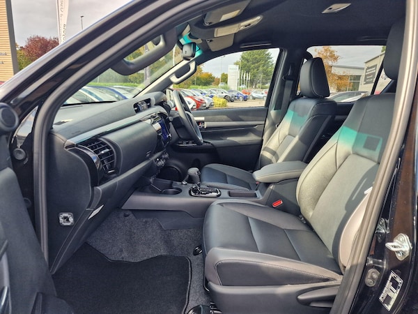Used Toyota Hilux 2025 for sale - 76295335: Photo 12