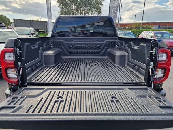 Used Toyota Hilux 2025 for sale - 76295335: Photo 16