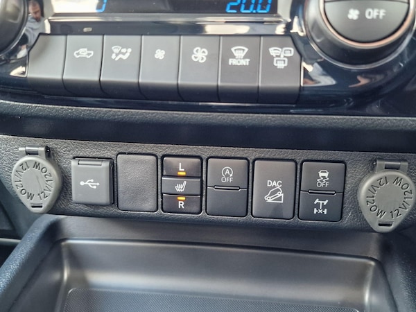 Used Toyota Hilux 2025 for sale - 76295335: Photo 23