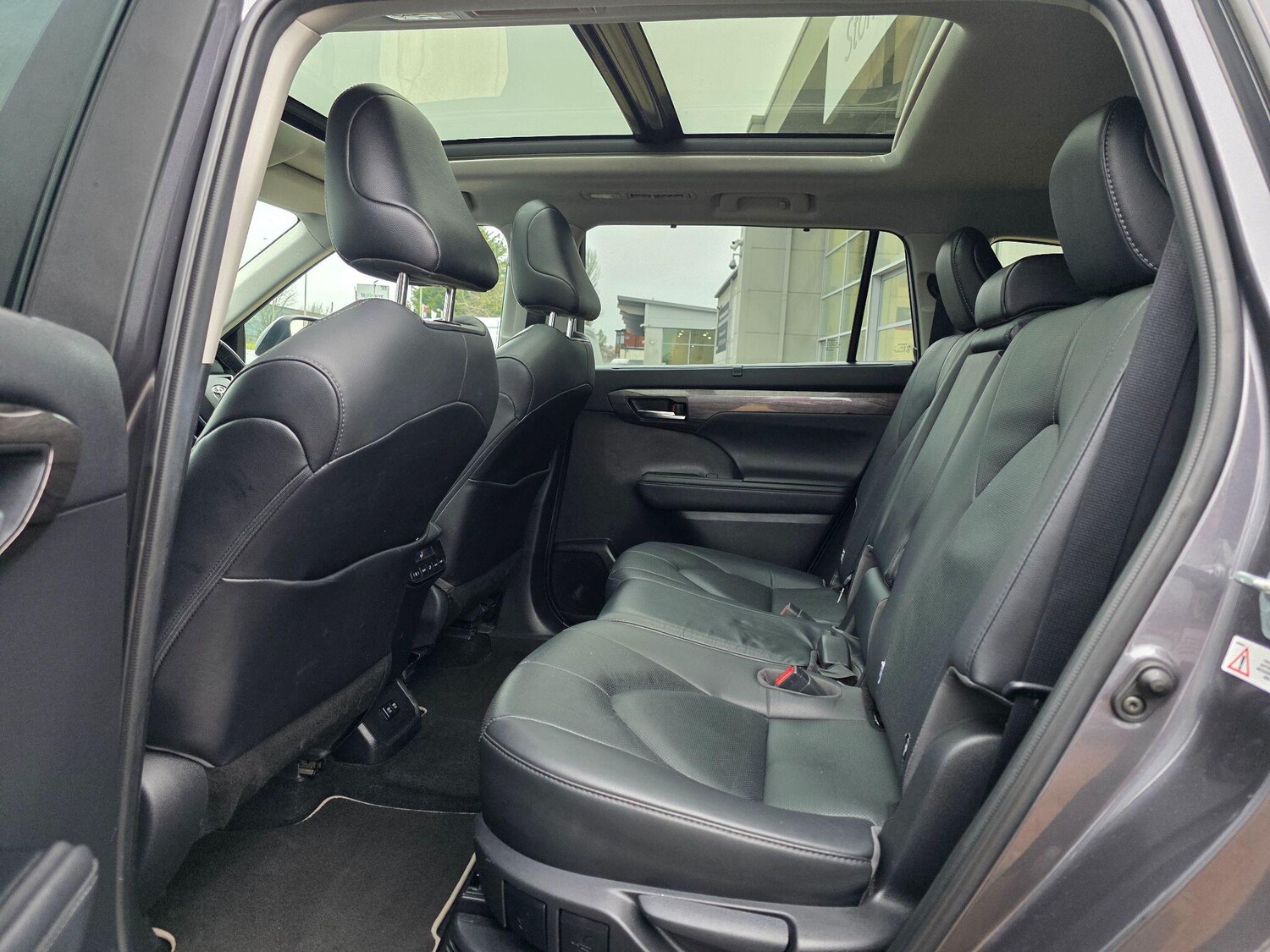 Used Toyota Highlander 2021 for sale - 77496302: Photo 14