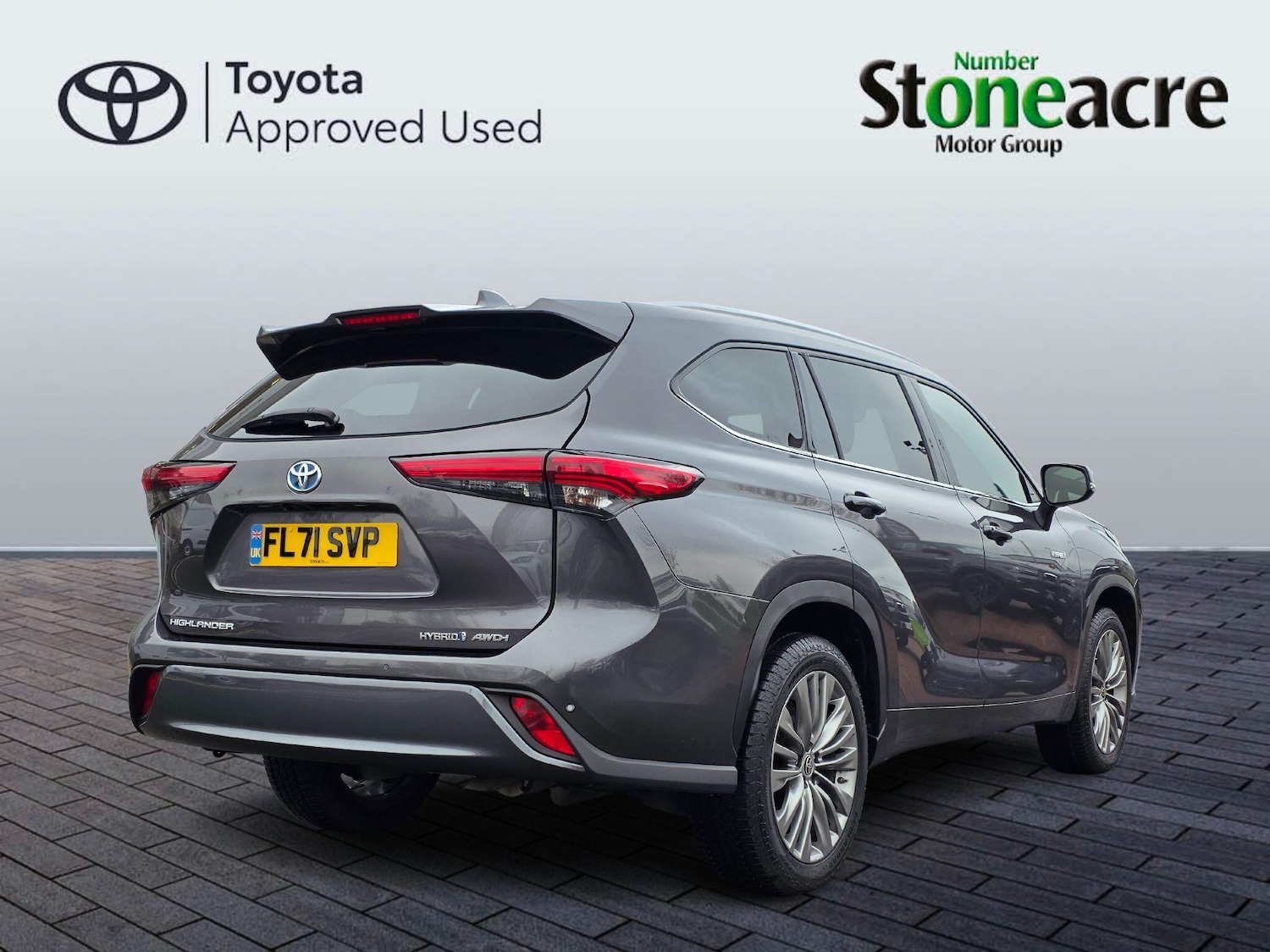 Used Toyota Highlander 2021 for sale - 77496302: Photo 2