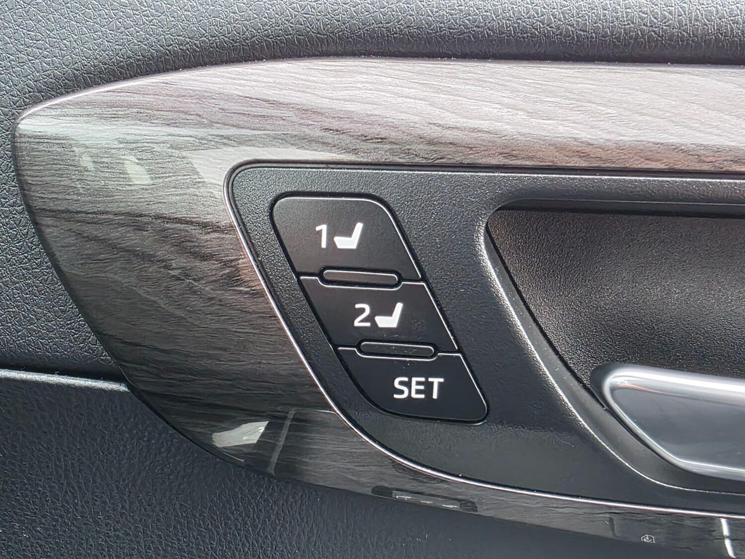 Used Toyota Highlander 2021 for sale - 77496302: Photo 30